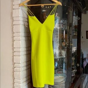 NBW Guess midi green dress